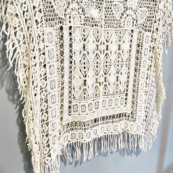 Beige Crochet Lace Embroidered Coverup Blouse Batwing Sleeve Loose Fit - Picture 14 of 16